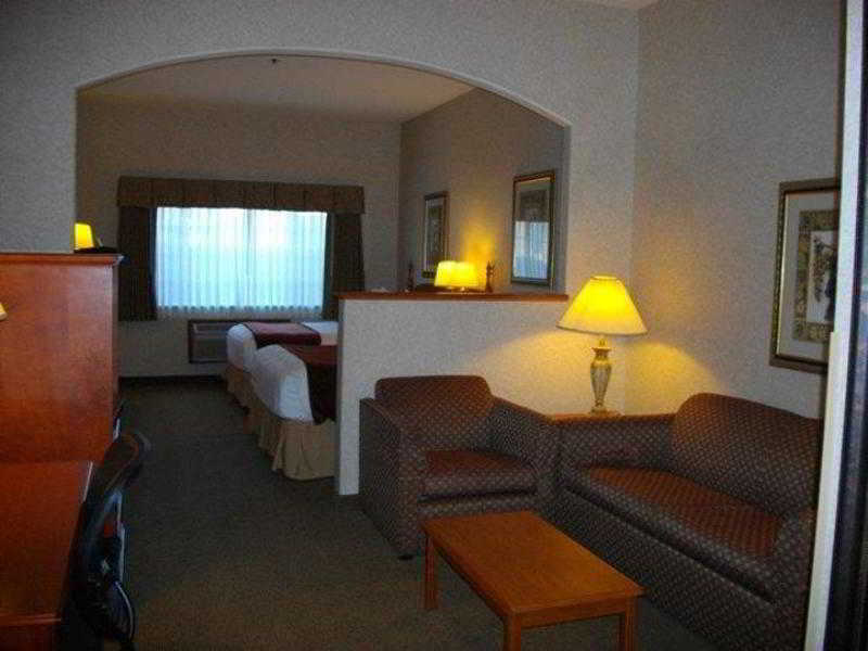 Best Western University Inn And Suites Forest Grove Room photo